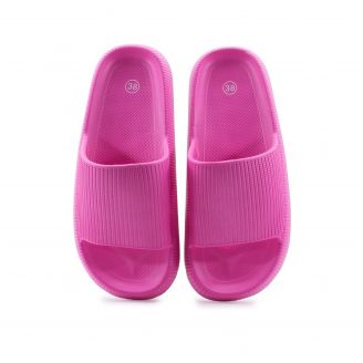 936570 Love4shoes Γυναικείες Σαγιονάρες Slides ΦΟΥΞΙΑ